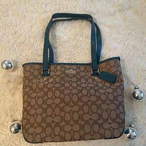 Coach logo bag, never used!